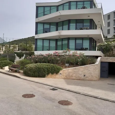 White Cloud Korčula