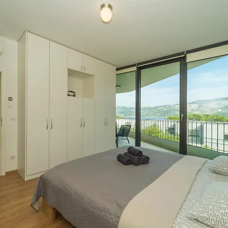 White Cloud Apartment