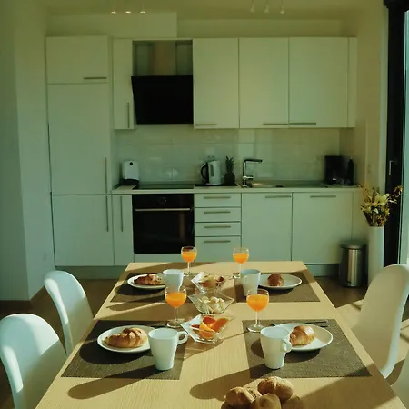 White Cloud קורצולה